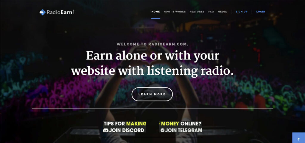 RadioEarn - это платформа, которая позволяет пользователям зарабатывать деньги, прослушивая радио. 